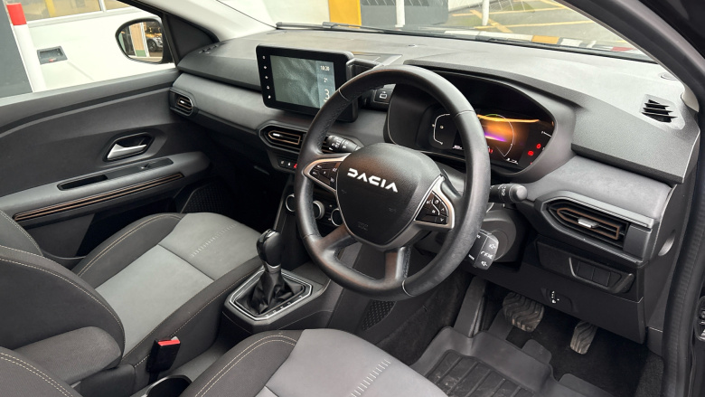 Dacia Jogger 1.6 HEV Extreme 5dr Auto Hybrid Estate